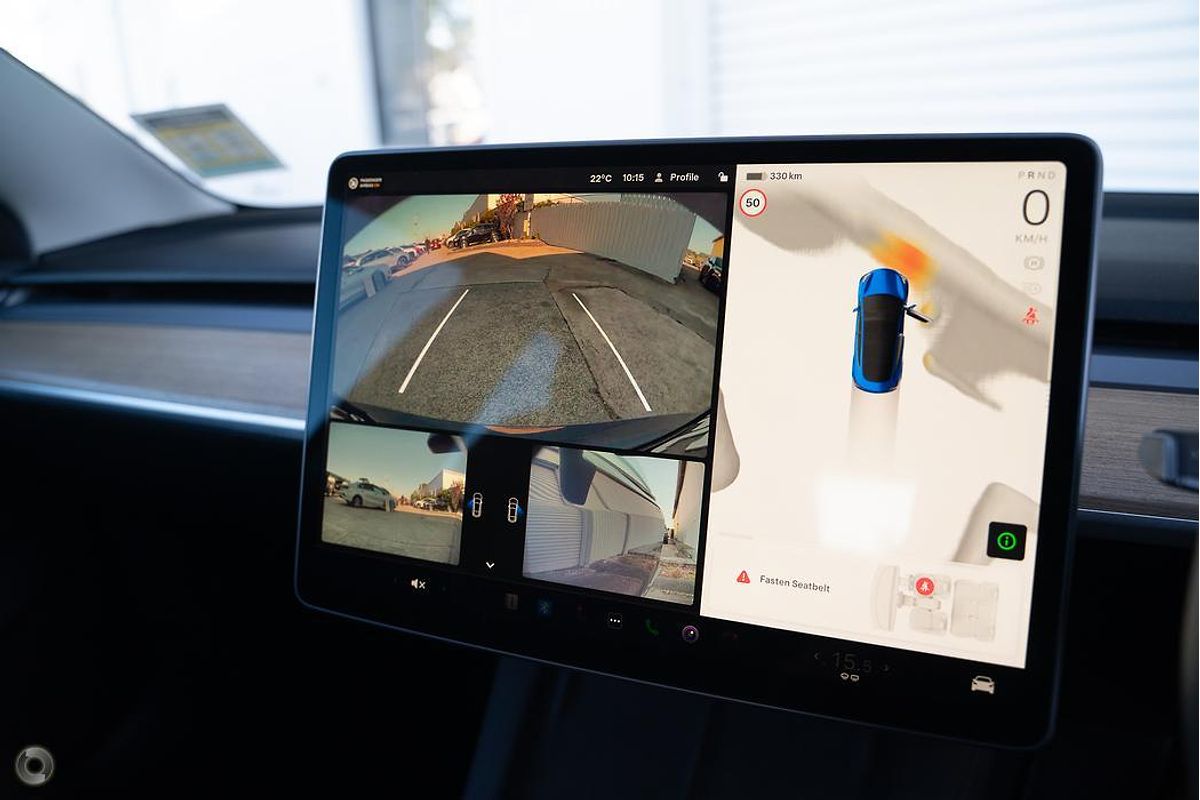 2022 Tesla Model 3 Rear-Wheel Drive