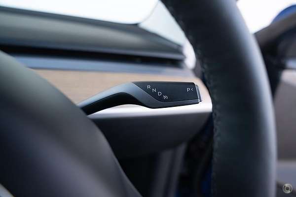 2022 Tesla Model 3 Rear-Wheel Drive