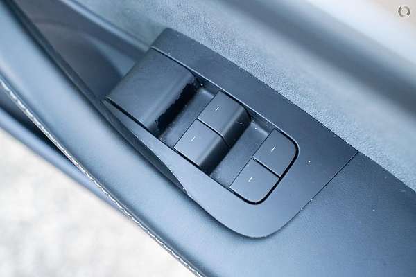 2022 Tesla Model 3 Rear-Wheel Drive