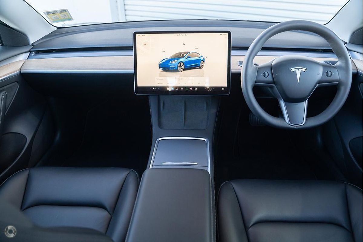 2022 Tesla Model 3 Rear-Wheel Drive