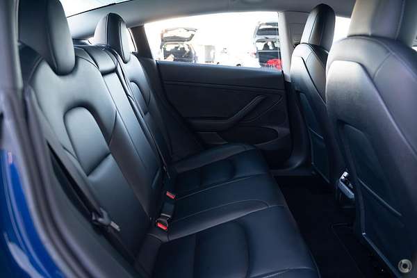 2022 Tesla Model 3 Rear-Wheel Drive