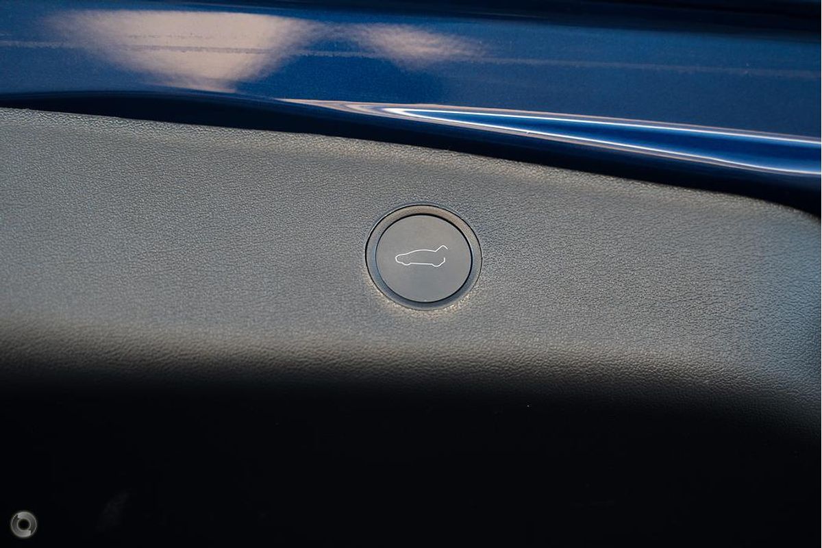 2022 Tesla Model 3 Rear-Wheel Drive