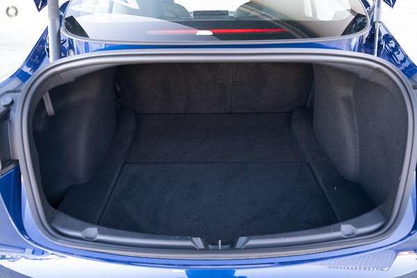 2022 Tesla Model 3 Rear-Wheel Drive