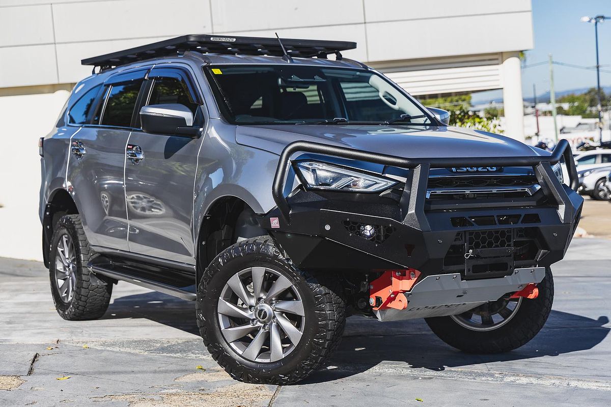 2021 Isuzu MU-X LS-U