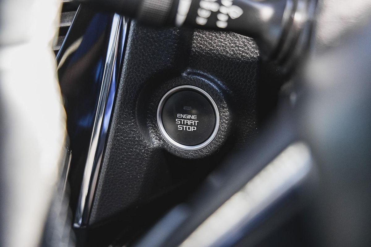 2021 Isuzu MU-X LS-U