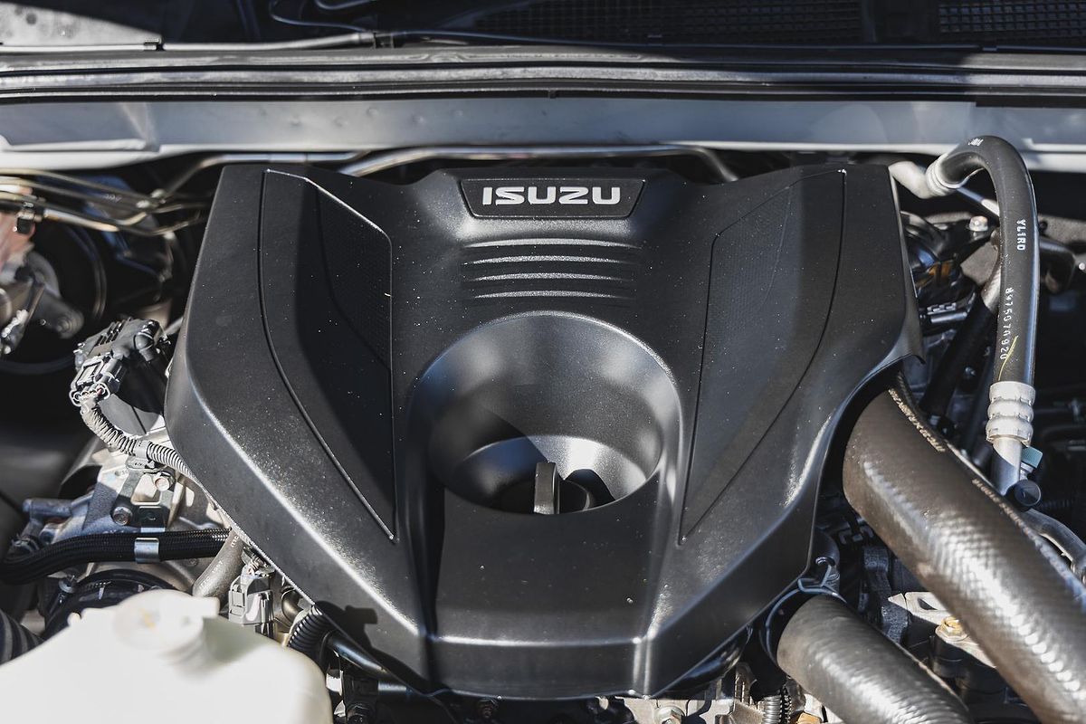 2021 Isuzu MU-X LS-U