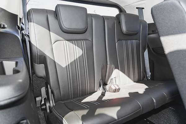 2023 Isuzu MU-X LS-T