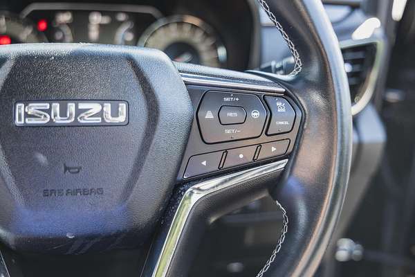 2023 Isuzu MU-X LS-T