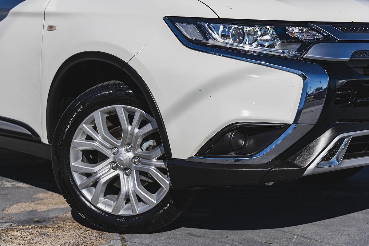 2020 Mitsubishi Outlander ES ZL