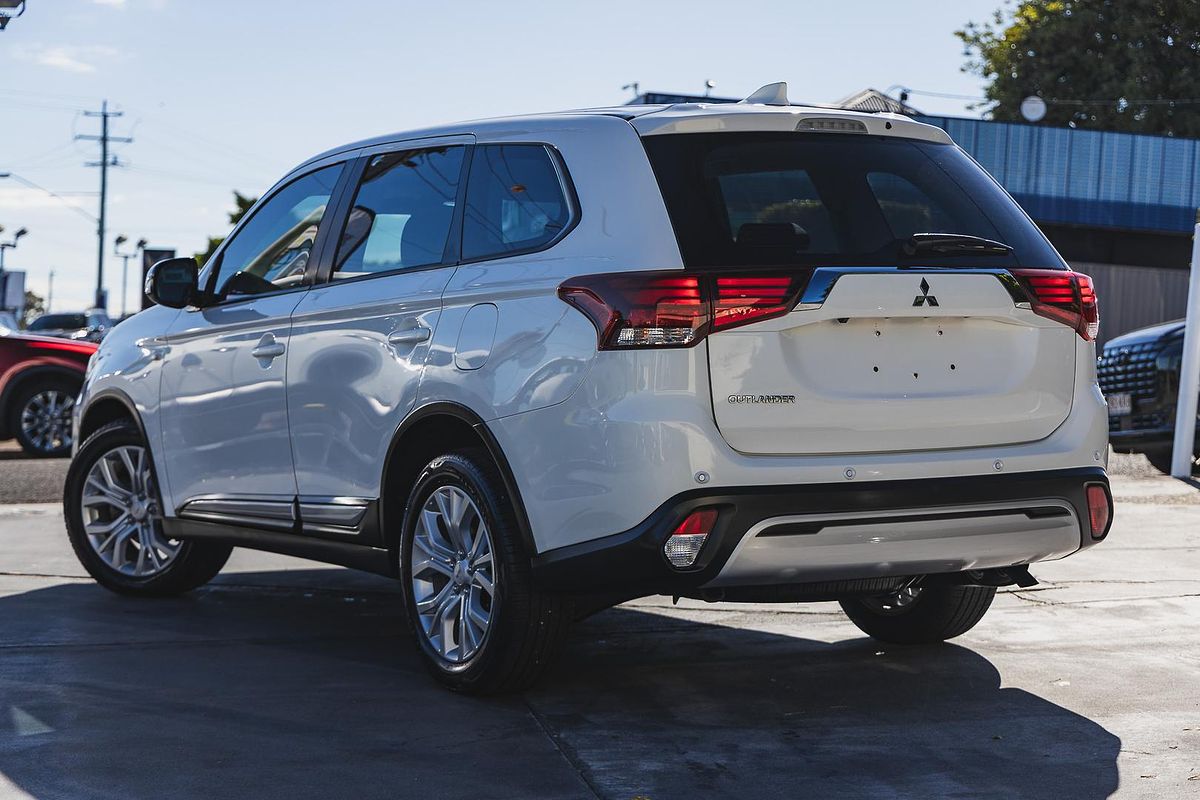 2020 Mitsubishi Outlander ES ZL
