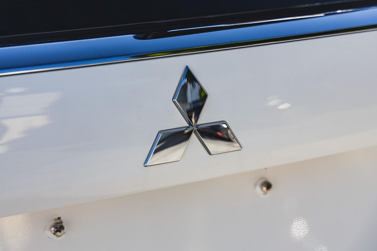 2020 Mitsubishi Outlander ES ZL