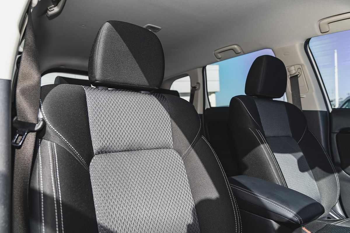2020 Mitsubishi Outlander ES ZL
