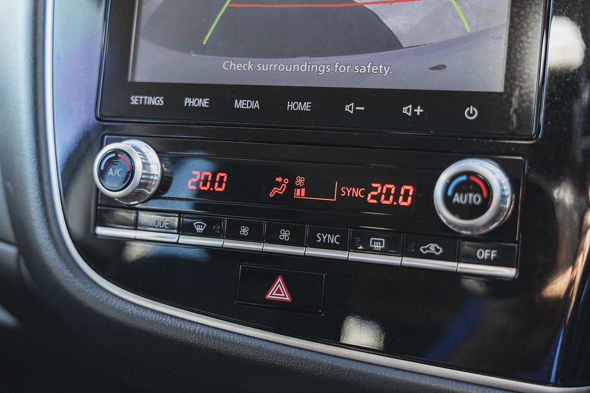 2020 Mitsubishi Outlander ES ZL