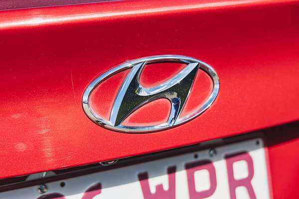 2016 Hyundai Elantra Active AD