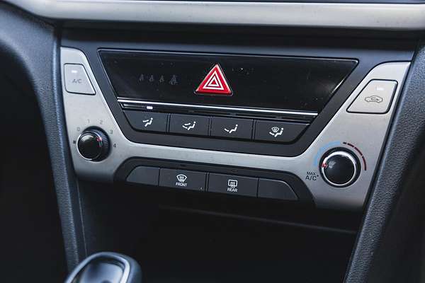2016 Hyundai Elantra Active AD