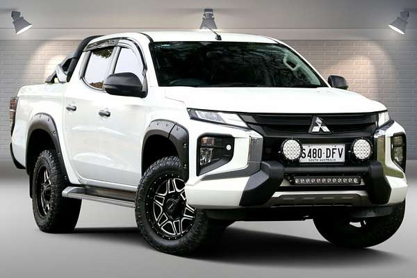 2019 Mitsubishi Triton GLS MR 4X4
