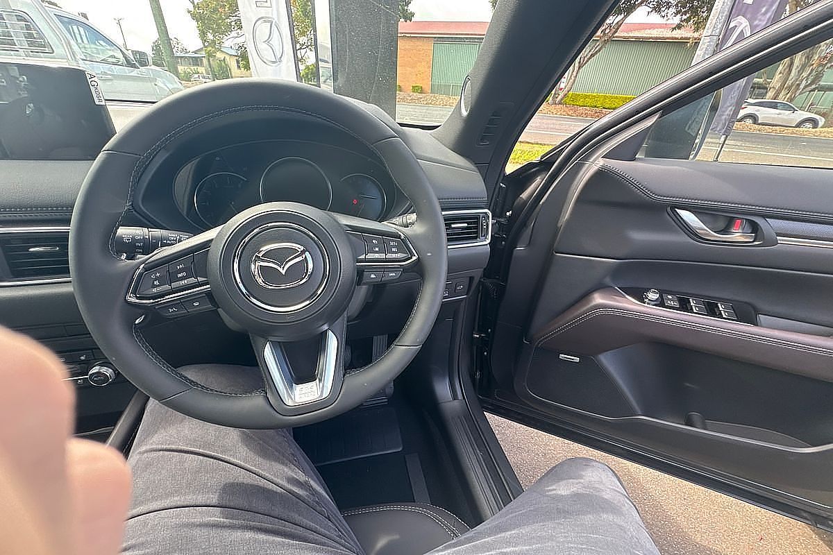 2024 Mazda CX-5 G25 Akera KF Series