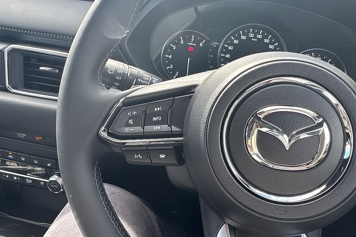 2024 Mazda CX-5 G25 Akera KF Series