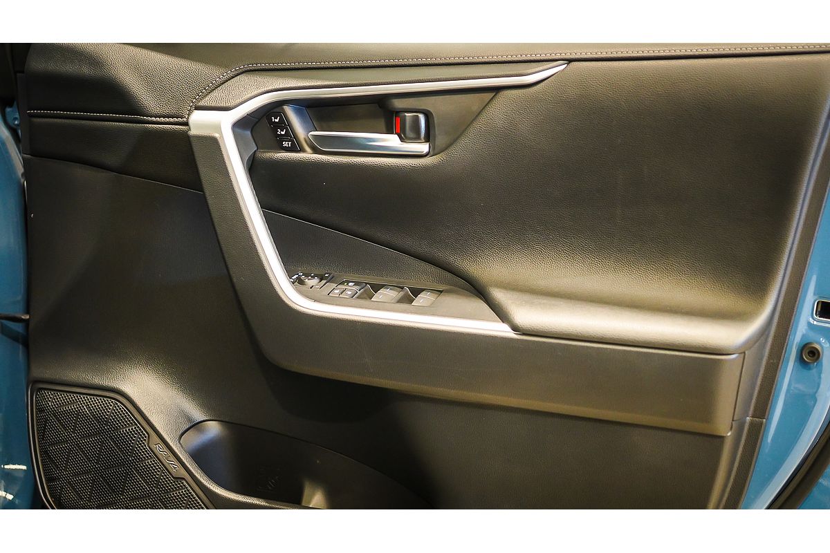 2022 Toyota RAV4 Cruiser MXAA52R
