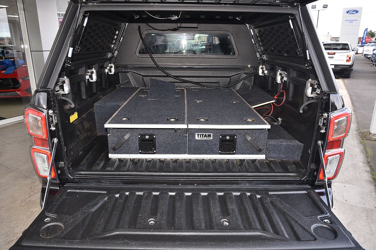 2022 Isuzu D-MAX X-TERRAIN 4X4