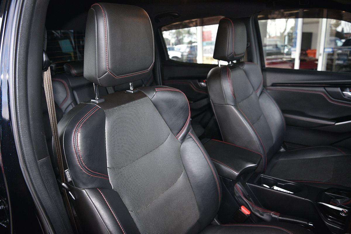 2022 Isuzu D-MAX X-TERRAIN 4X4