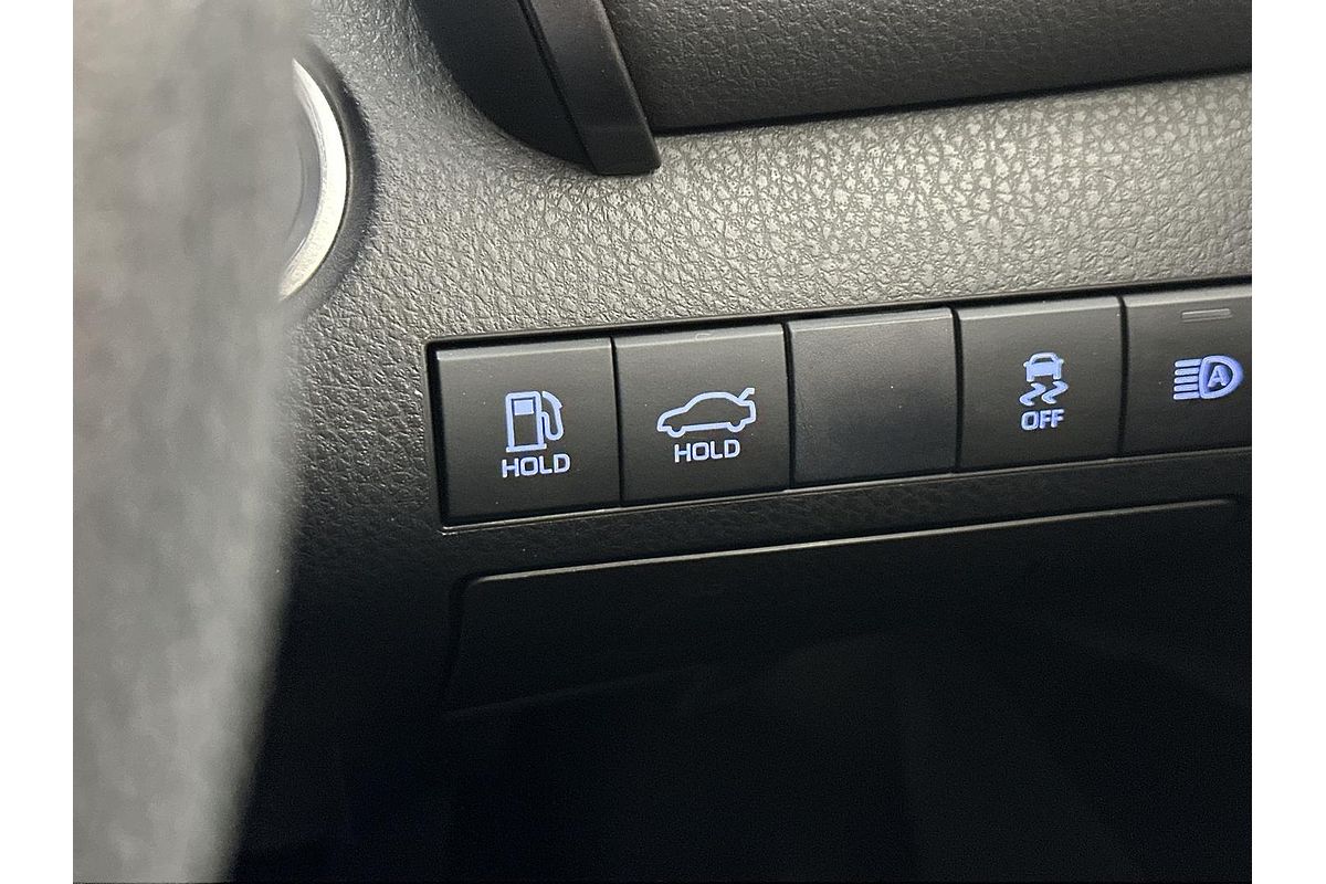 2020 Toyota Camry Ascent AXVH71R