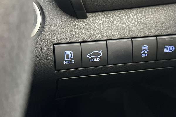 2020 Toyota Camry Ascent AXVH71R