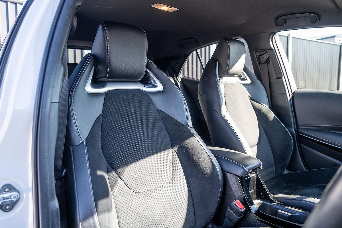 2022 Toyota Corolla ZR Hybrid ZWE211R