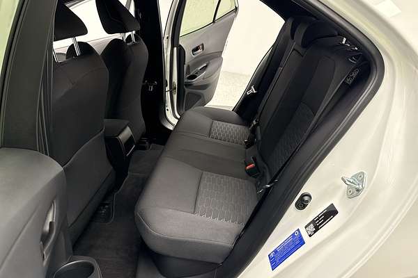 2022 Toyota Corolla Ascent Sport Hybrid ZWE211R