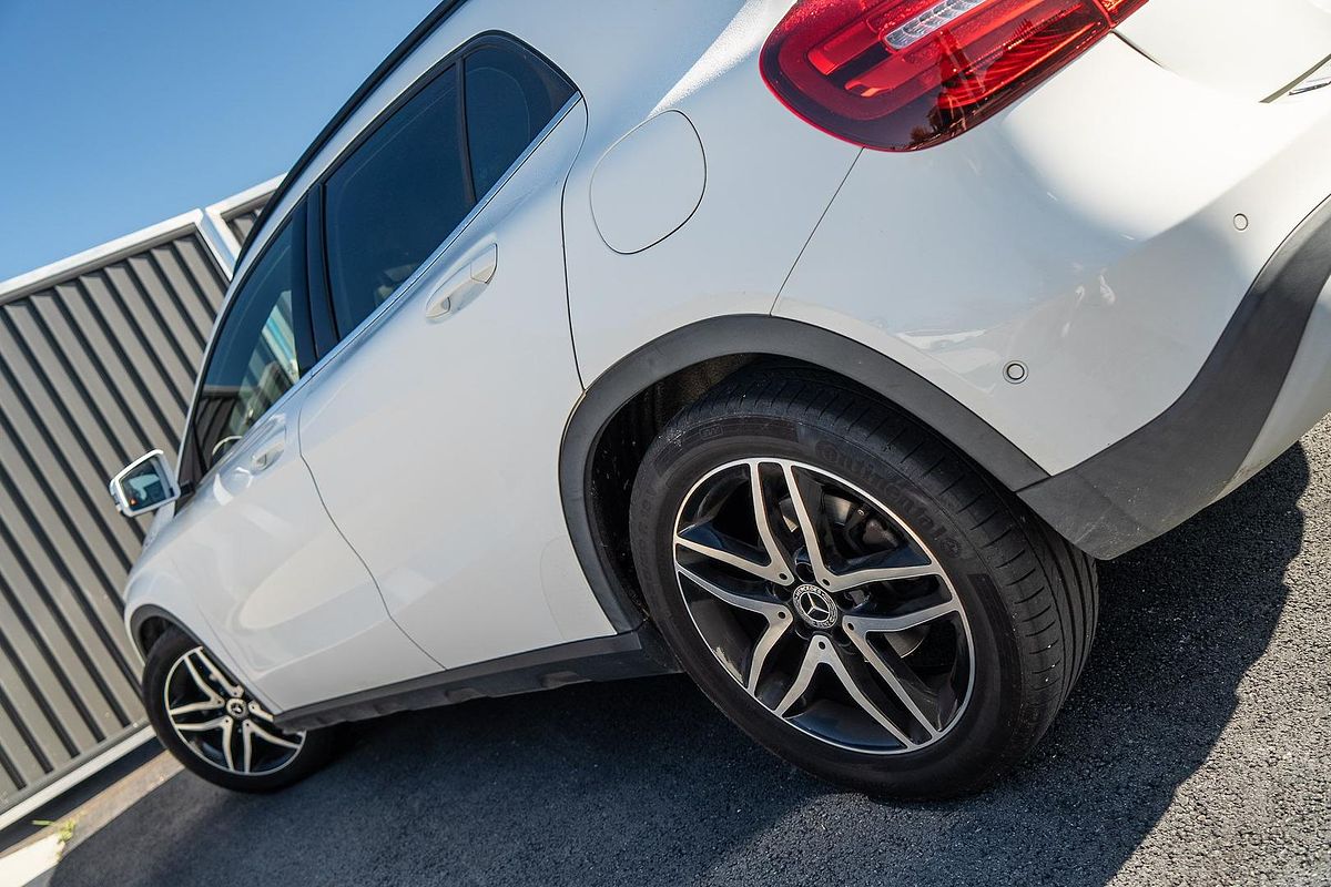 2018 Mercedes-Benz GLA-Class GLA180 X156