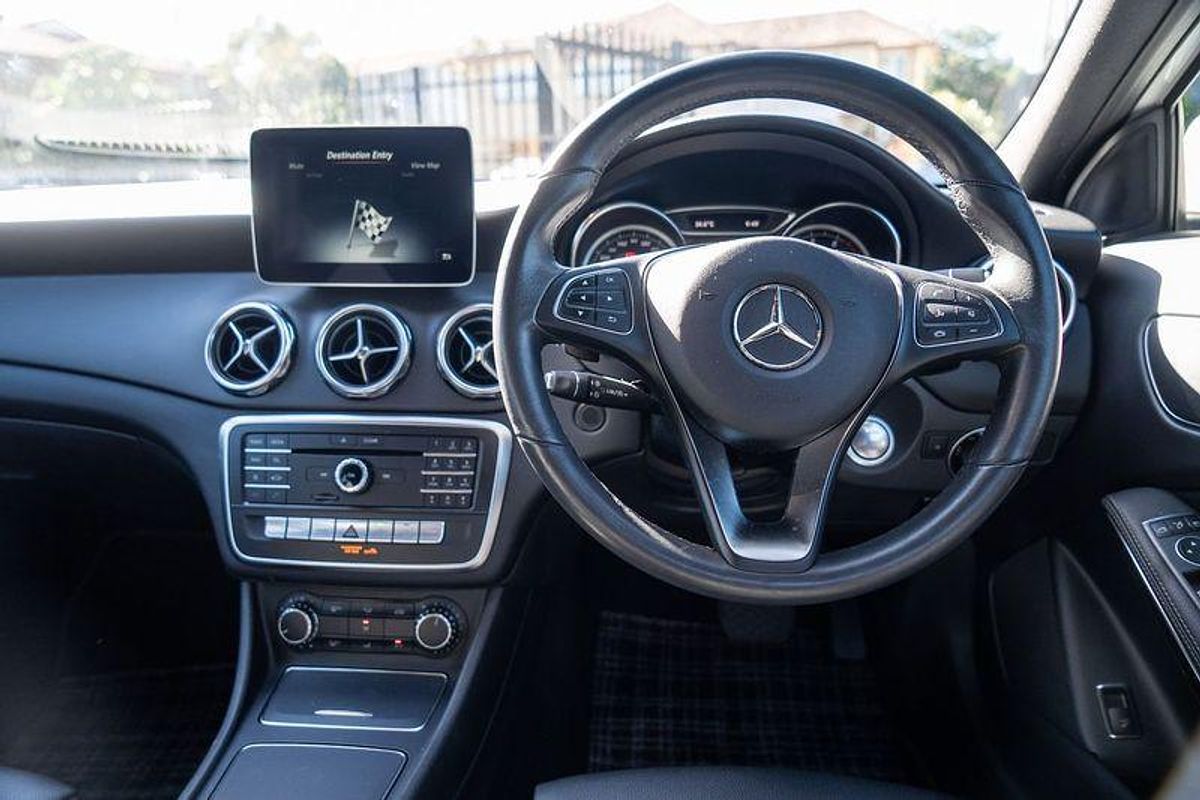 2018 Mercedes-Benz GLA-Class GLA180 X156