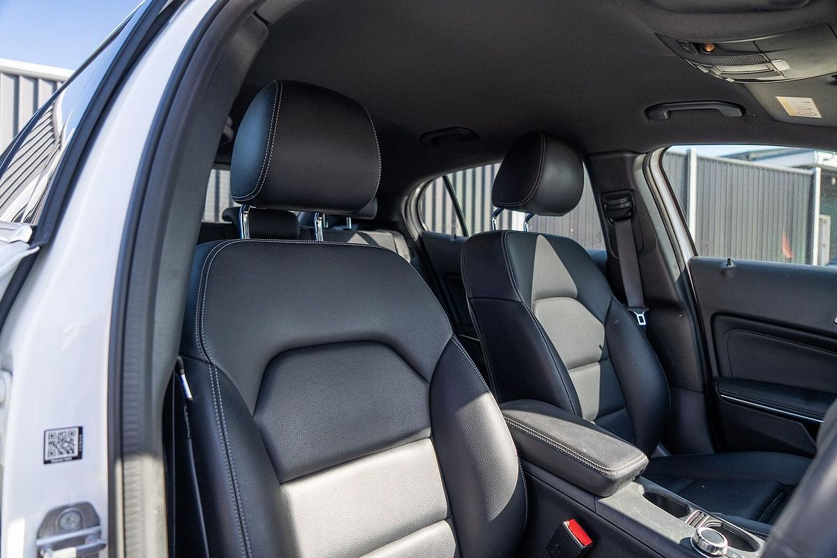 2018 Mercedes-Benz GLA-Class GLA180 X156