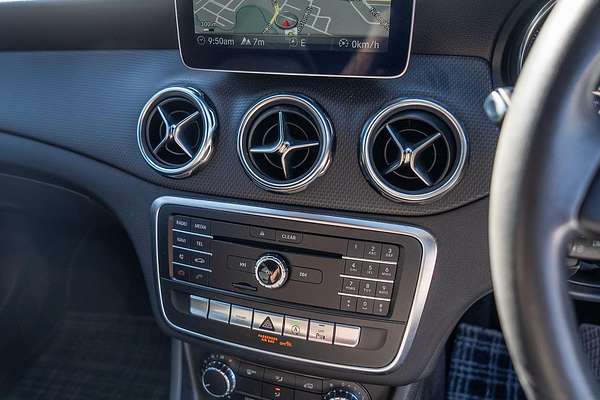 2018 Mercedes-Benz GLA-Class GLA180 X156
