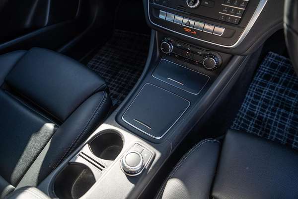 2018 Mercedes-Benz GLA-Class GLA180 X156