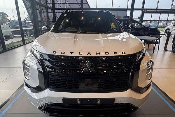 2025 Mitsubishi Outlander PHEV GSR ZM