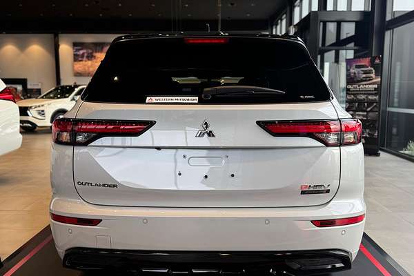 2025 Mitsubishi Outlander PHEV GSR ZM