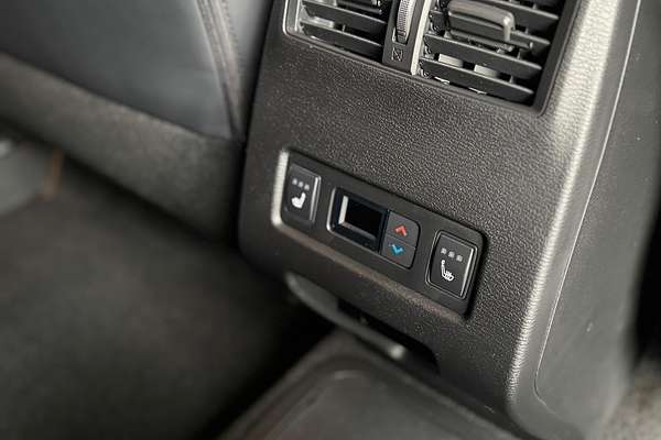 2025 Mitsubishi Outlander PHEV GSR ZM
