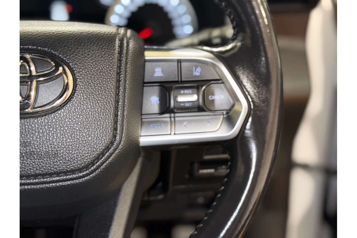 2022 Toyota Landcruiser GXL FJA300R