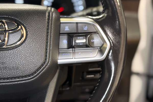 2022 Toyota Landcruiser GXL FJA300R