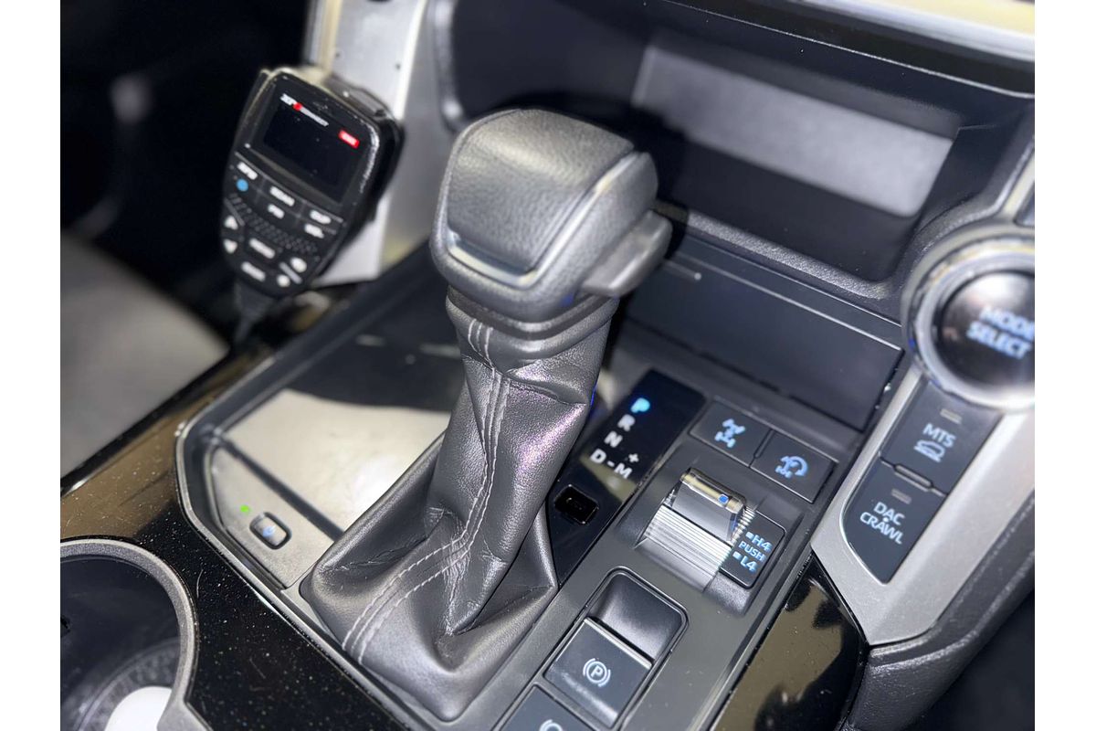 2022 Toyota Landcruiser GXL FJA300R