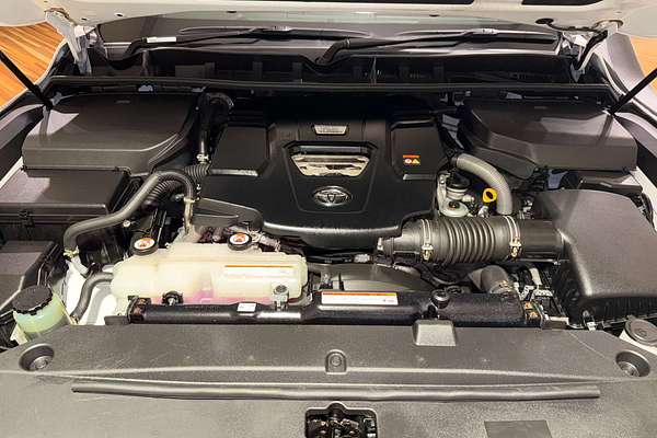 2022 Toyota Landcruiser GXL FJA300R