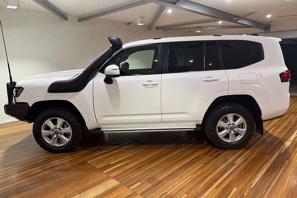 2022 Toyota Landcruiser GXL FJA300R