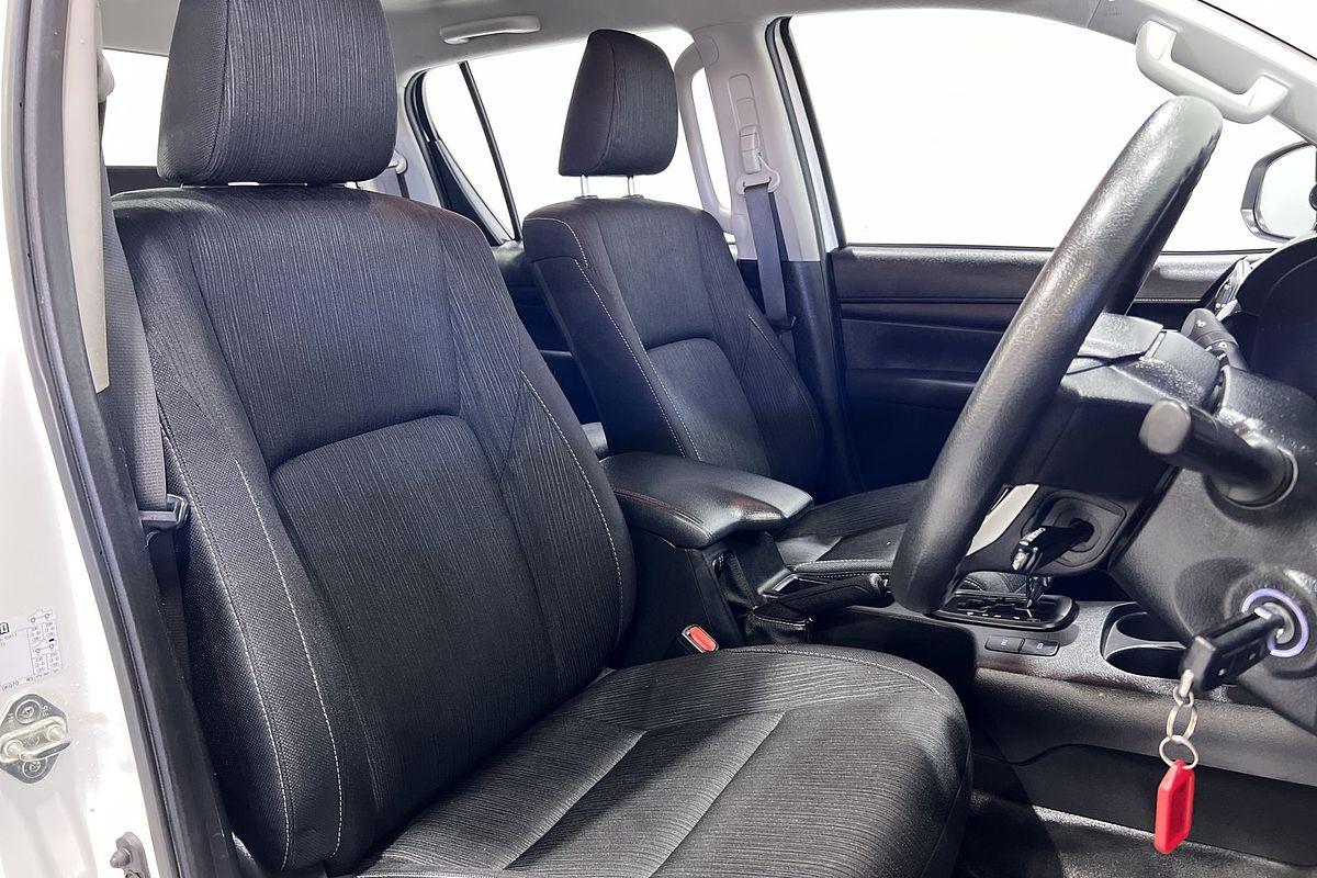 2023 Toyota Hilux SR GUN126R 4X4