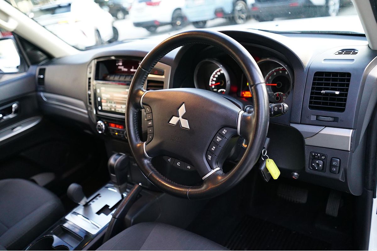 2018 Mitsubishi Pajero Sport GLS QE
