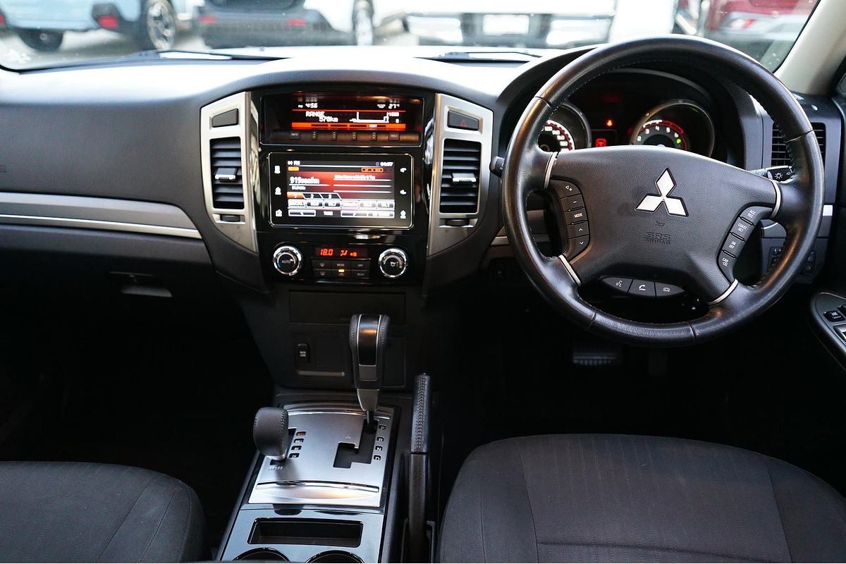 2018 Mitsubishi Pajero Sport GLS QE
