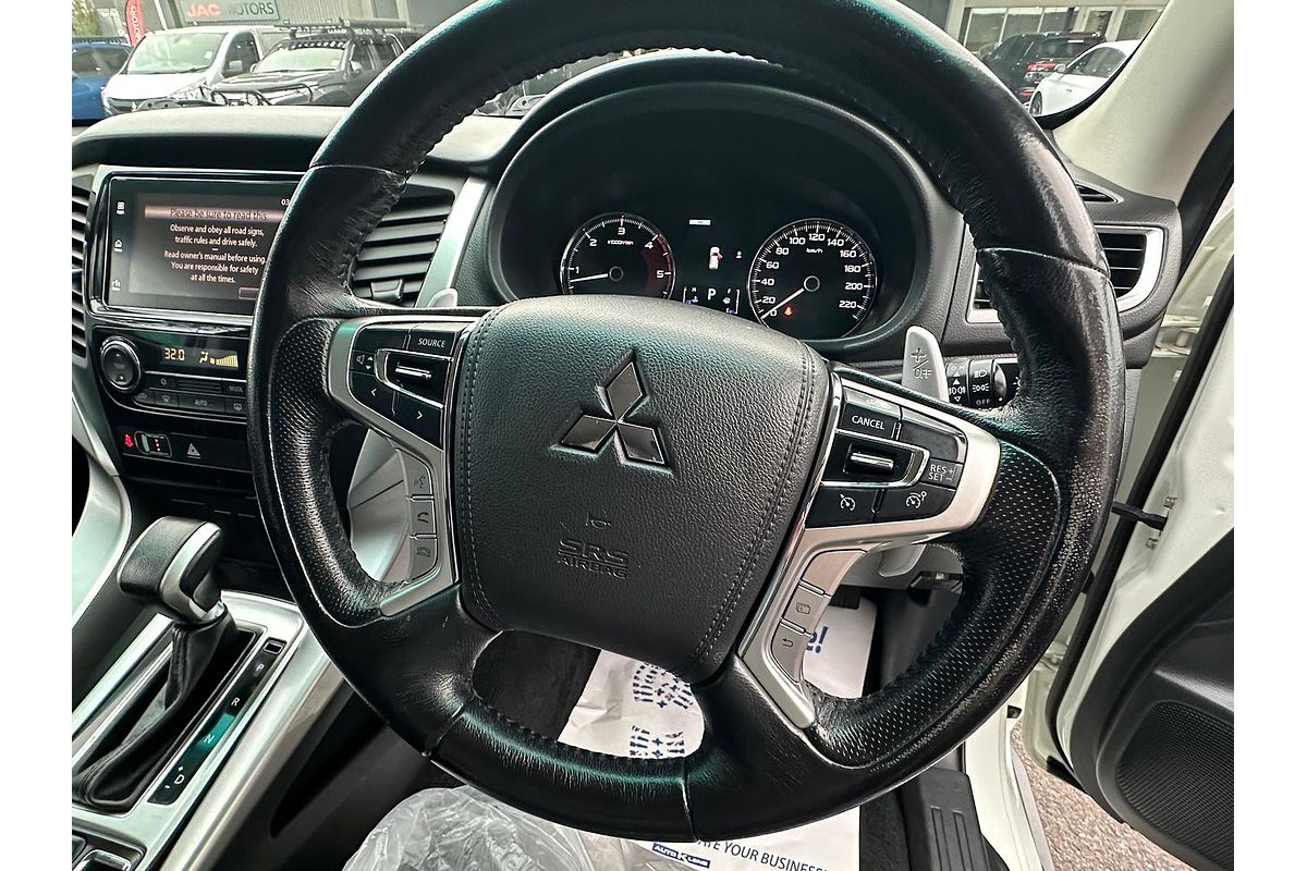2017 Mitsubishi Pajero Sport GLX QE