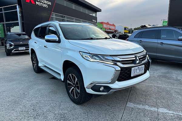 2017 Mitsubishi Pajero Sport GLX QE
