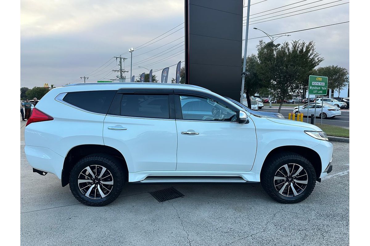 2017 Mitsubishi Pajero Sport GLX QE