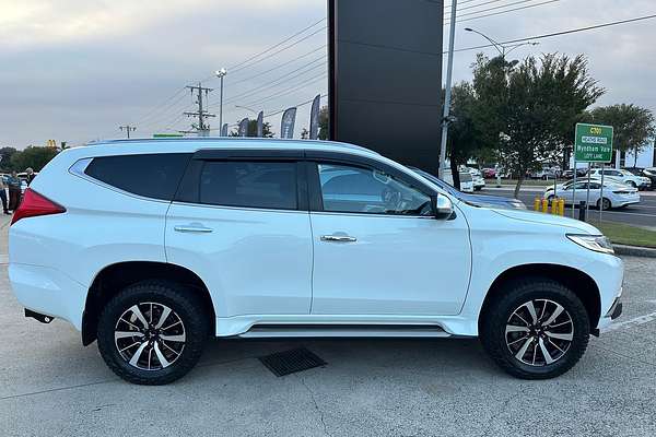 2017 Mitsubishi Pajero Sport GLX QE
