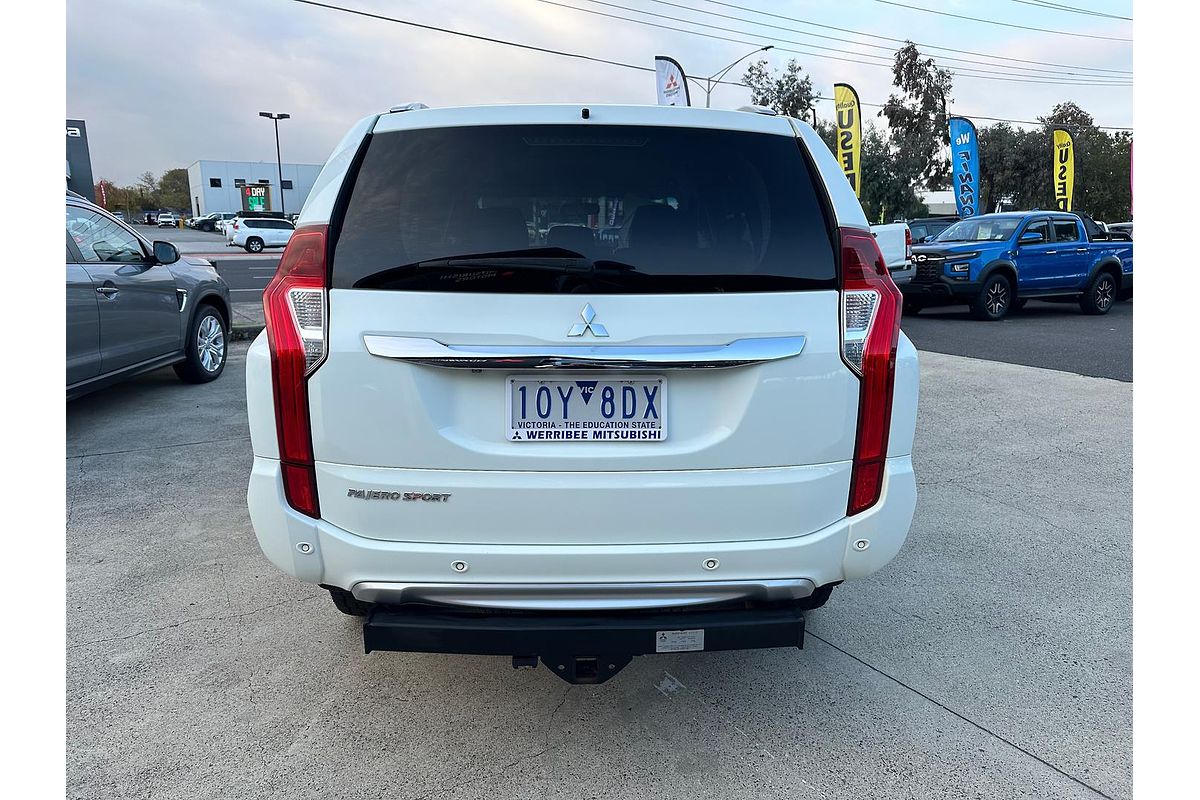 2017 Mitsubishi Pajero Sport GLX QE